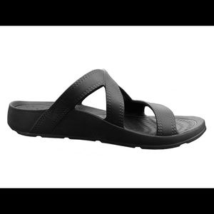 Nuusol Hailey Slide Sandal.